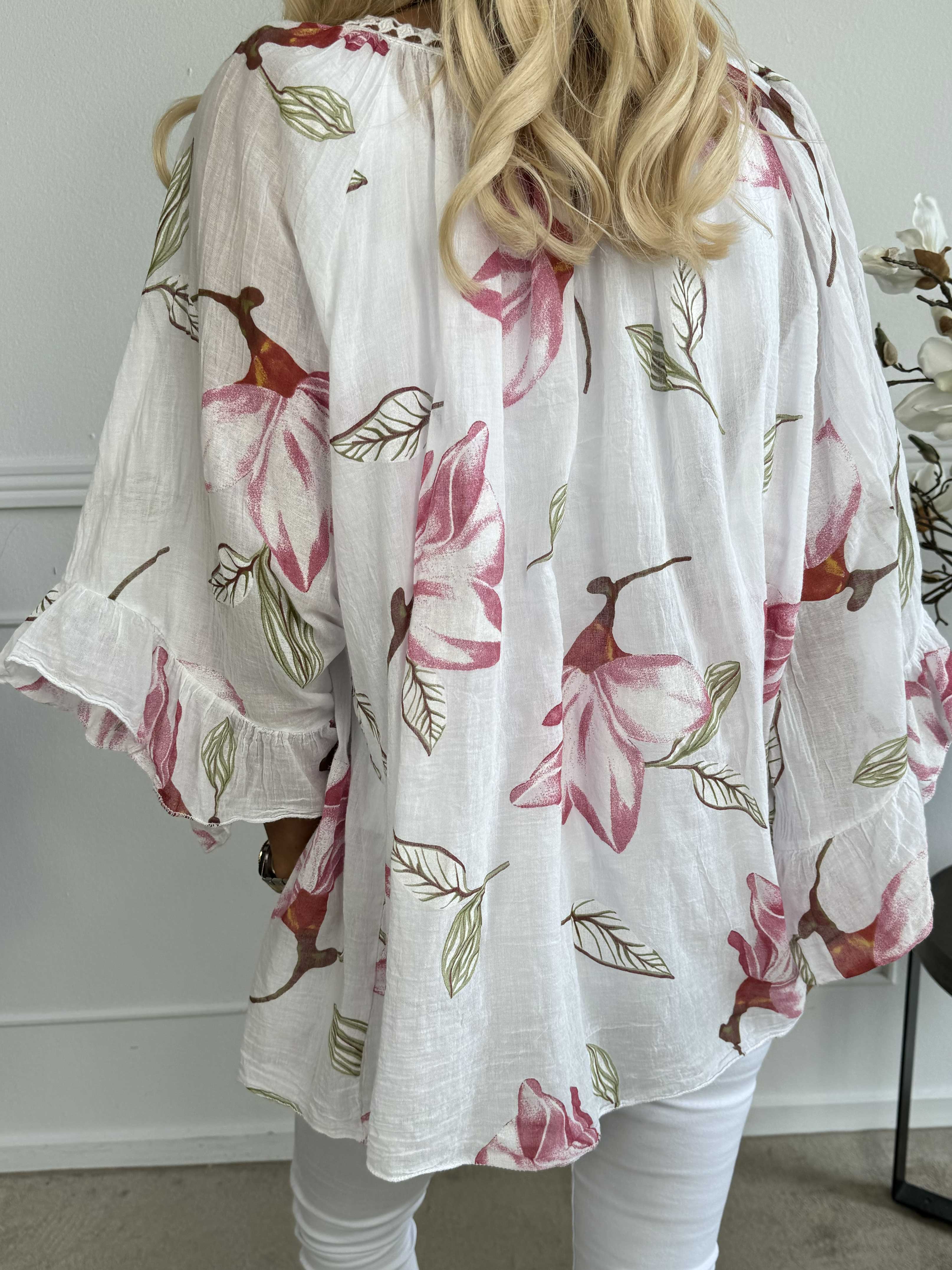 Marija flower - Sød blomstret tunika med smukke ærmer